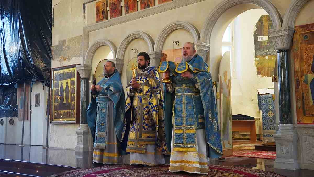 blagoveshheniya-presvyatoj-bogoroditsy-34